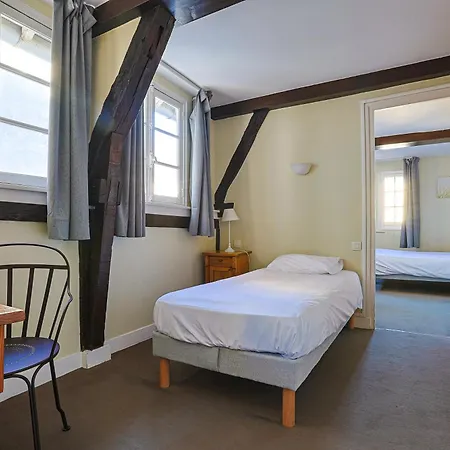 Francois D'o 2* Caen