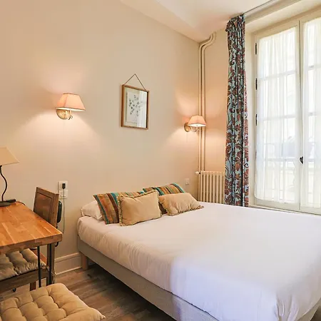 Hotel Francois D'o 2*