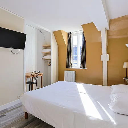 Francois D'o 2* Caen