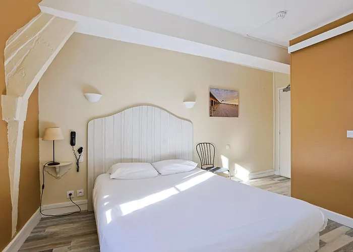 François D'o 2* Caen