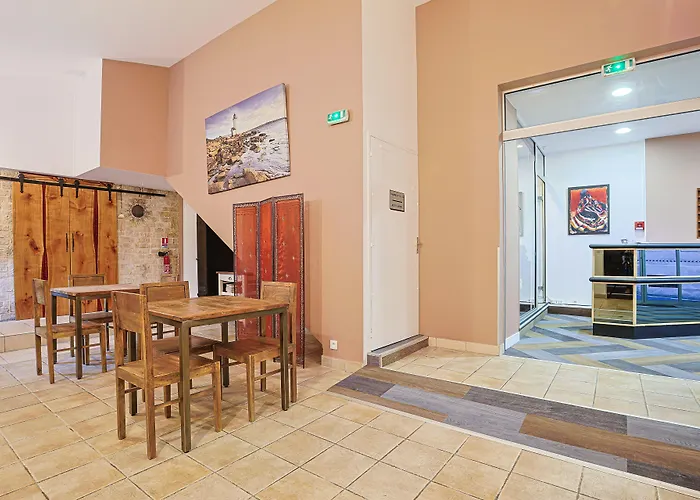 François D'o Hotel 2*