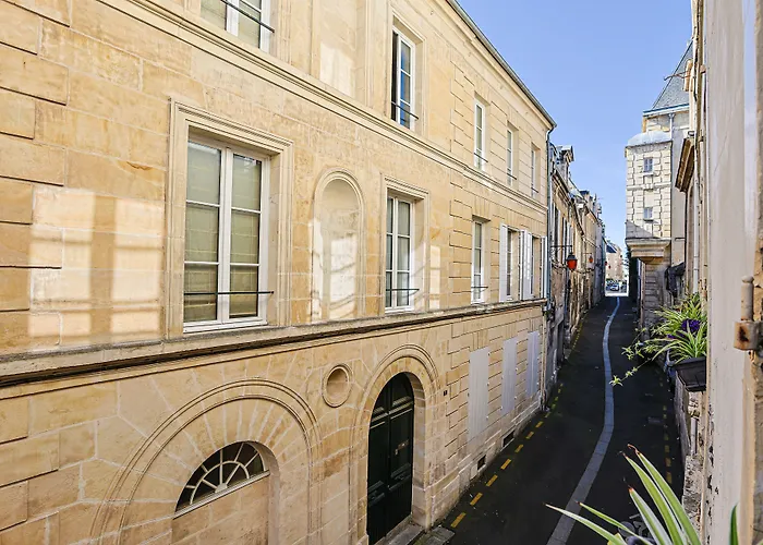 François D'o Hotel 2*