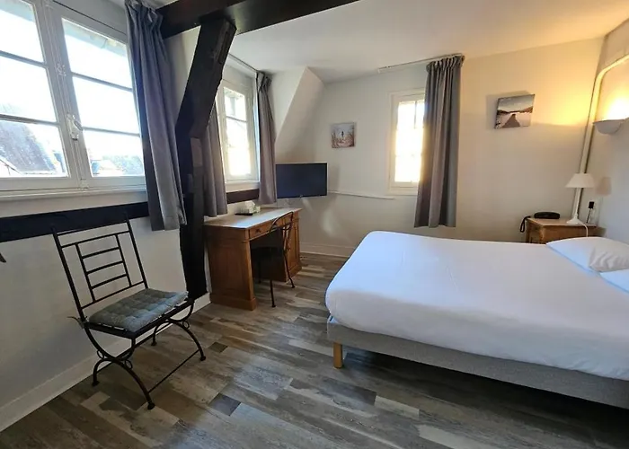 François D'o Hotel 2*