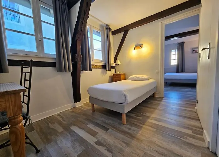 François D'o Hotel 2*